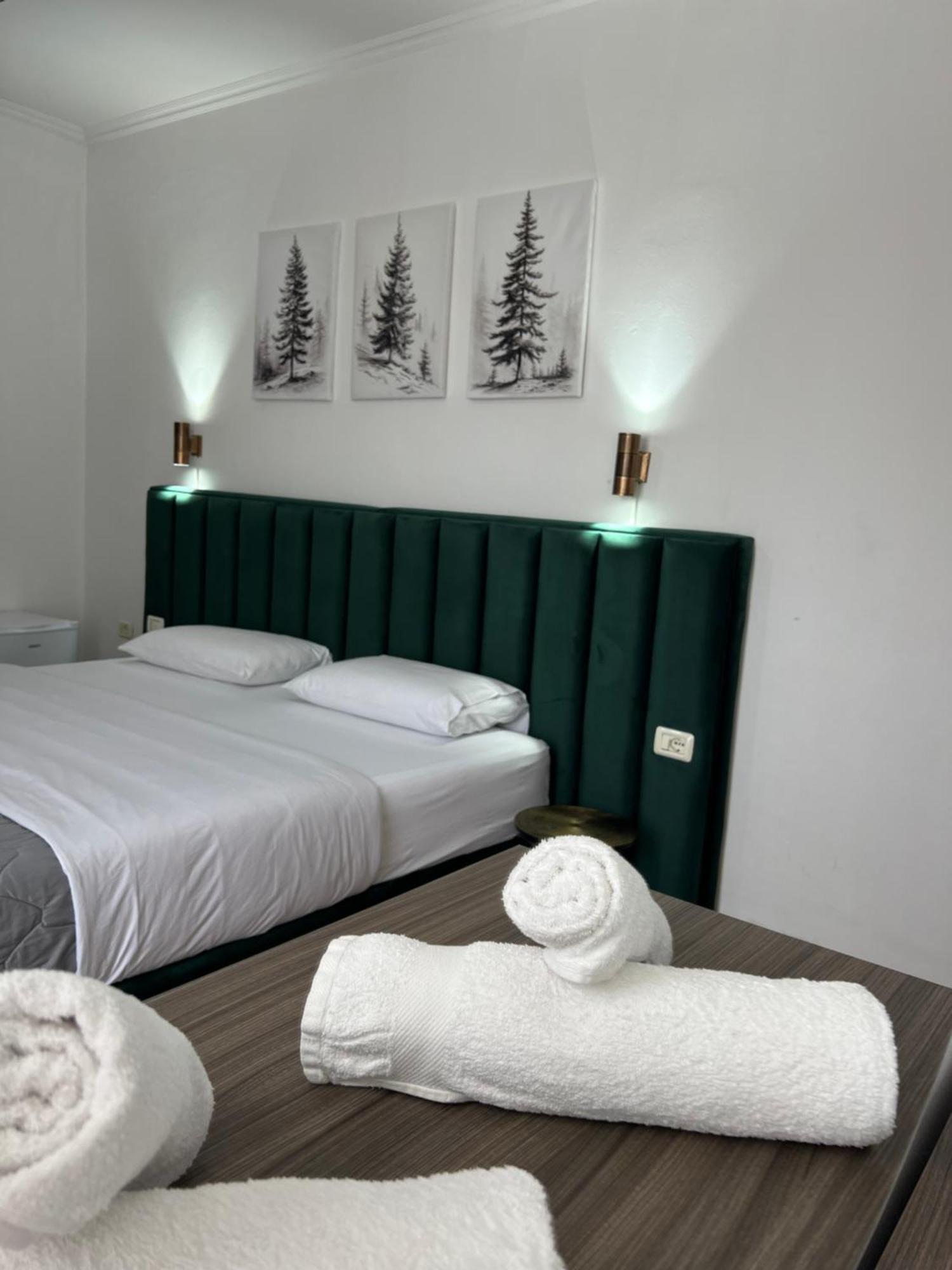 Hotel Floga Shkodër Buitenkant foto