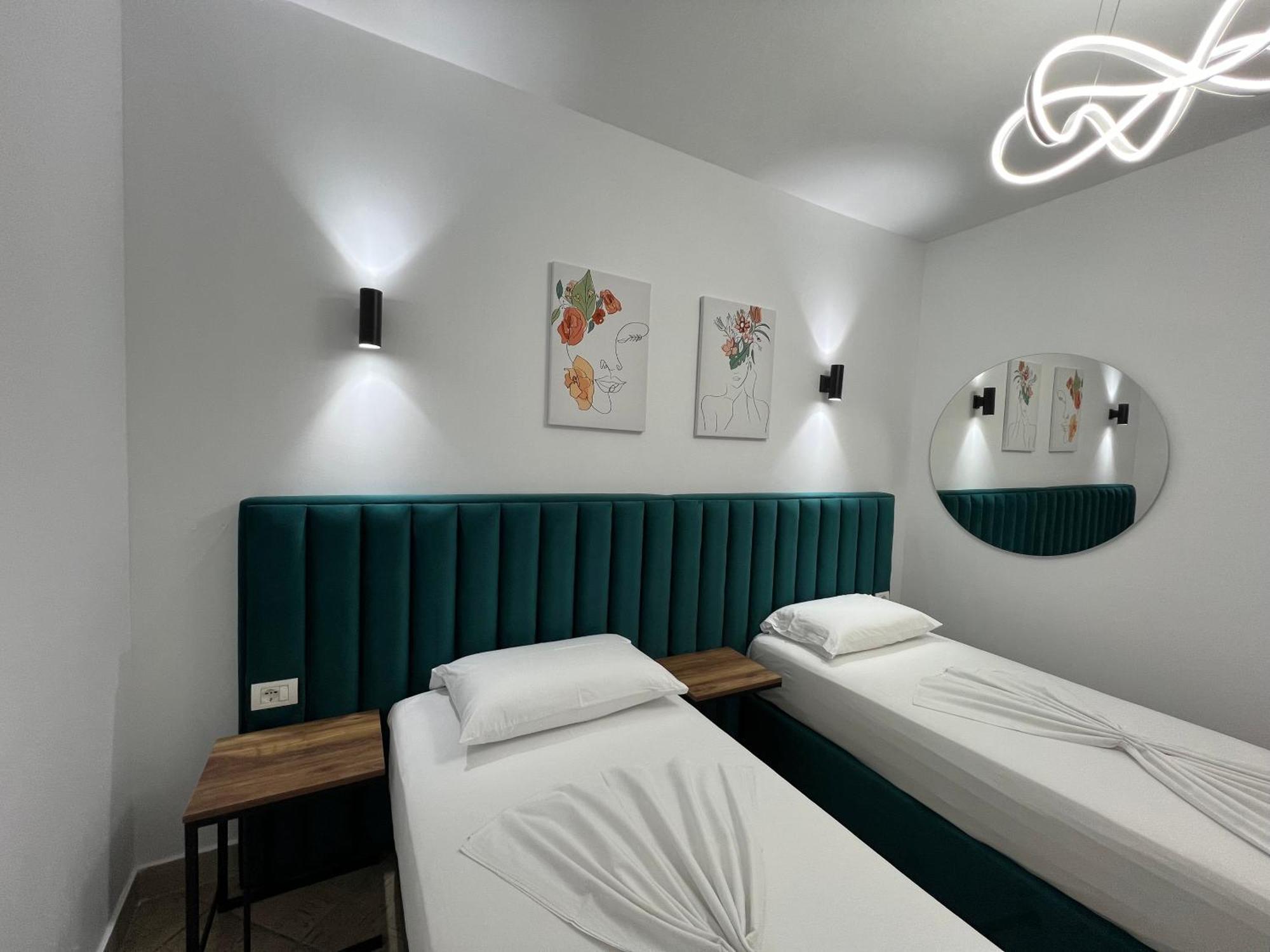 Hotel Floga Shkodër Buitenkant foto