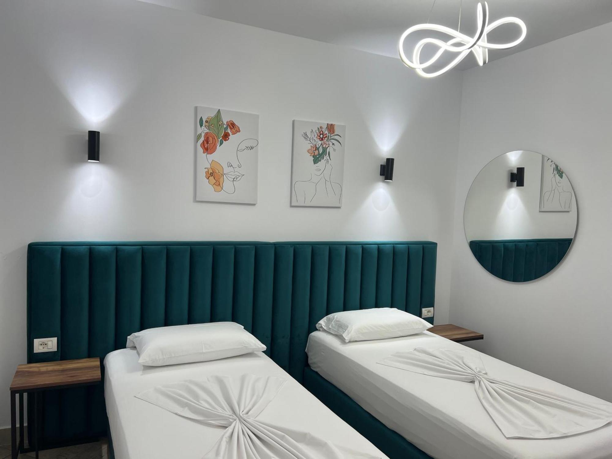 Hotel Floga Shkodër Buitenkant foto