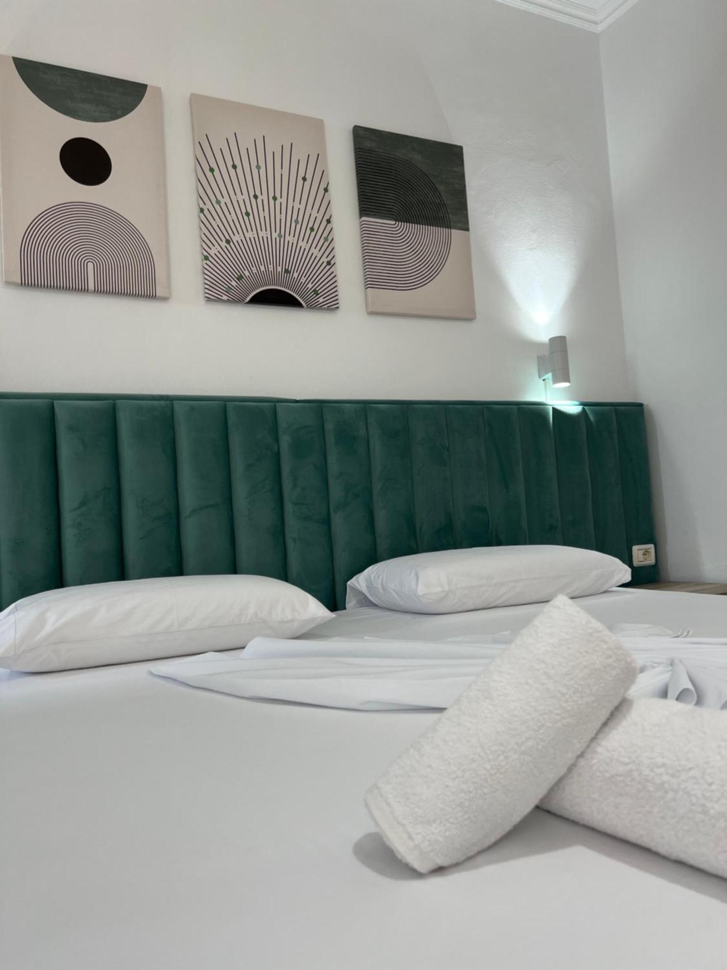 Hotel Floga Shkodër Buitenkant foto