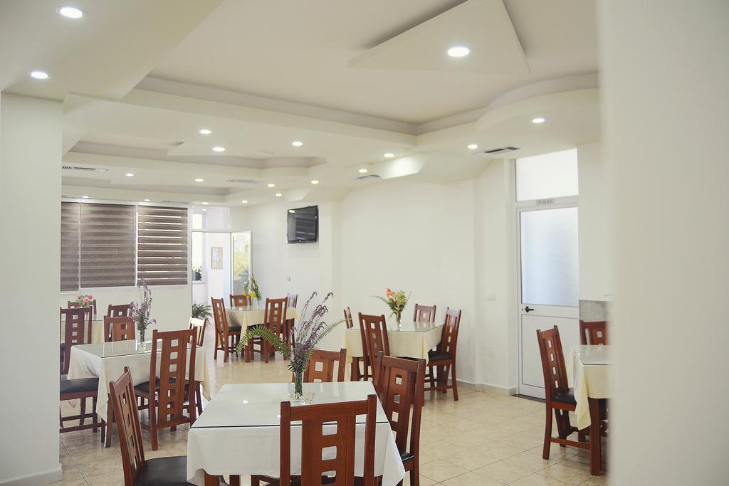 Hotel Floga Shkodër Buitenkant foto